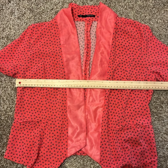 Maurices Coral Patterned light weight Blazer size large - Picture 9 of 10
